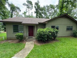 3359 Trafalgar Sq # A, Tallahassee, FL 32301