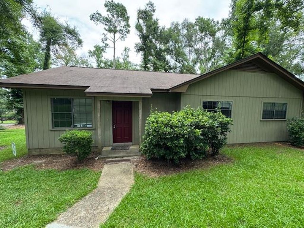 3359 Trafalgar Sq # A, Tallahassee, FL 32301