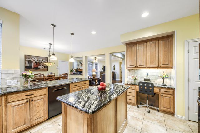 11007 Premier Drive, Frisco, TX 75033