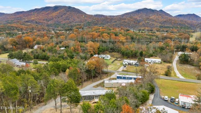 182 Tazewell Pike, Luttrell, TN 37779