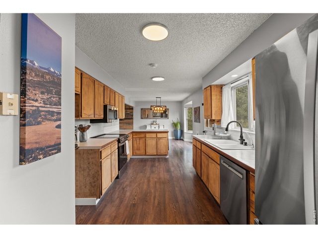 2521 W 20th St Rd, Greeley, CO 80634