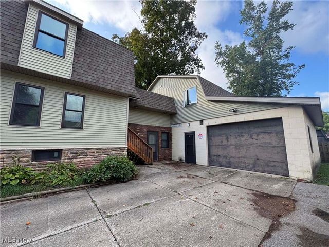 3001 Blair Avenue, Ashtabula, OH 44004