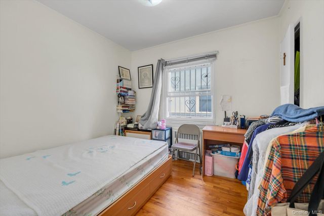 5011 175th Street, Fresh Meadows, NY 11365