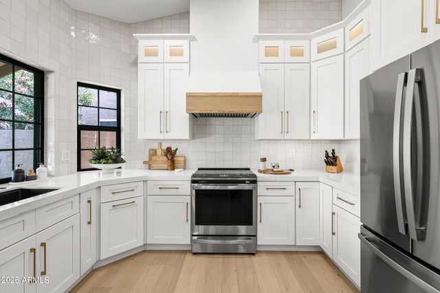 8572 E SAN FELIPE Drive, Scottsdale, AZ 85258