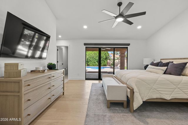 8572 E SAN FELIPE Drive, Scottsdale, AZ 85258