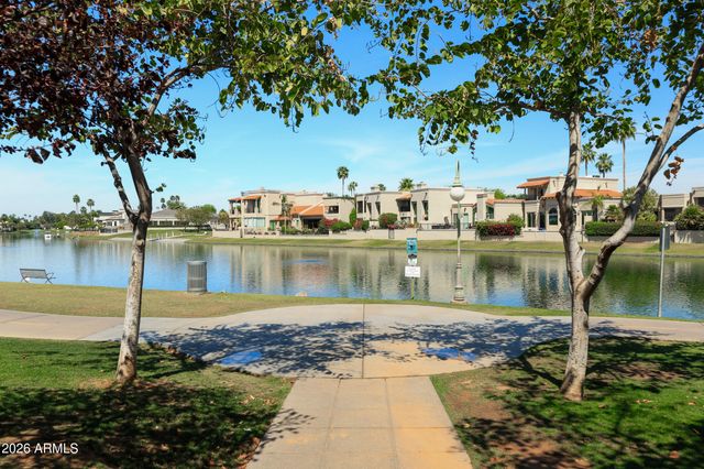 8572 E SAN FELIPE Drive, Scottsdale, AZ 85258