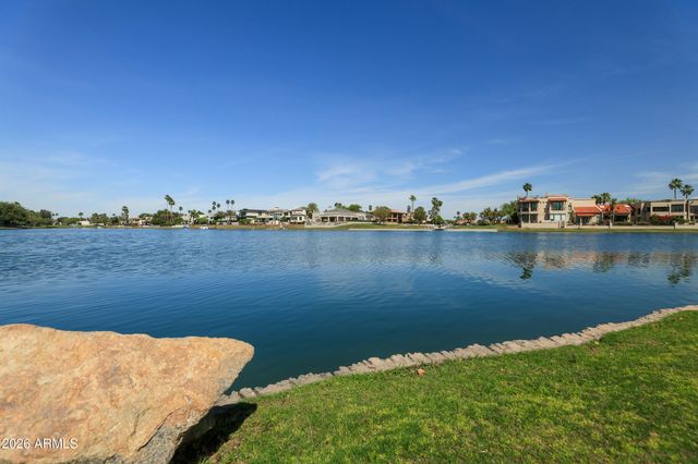 8572 E SAN FELIPE Drive, Scottsdale, AZ 85258