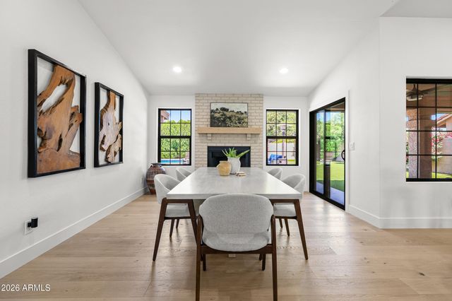 8572 E SAN FELIPE Drive, Scottsdale, AZ 85258