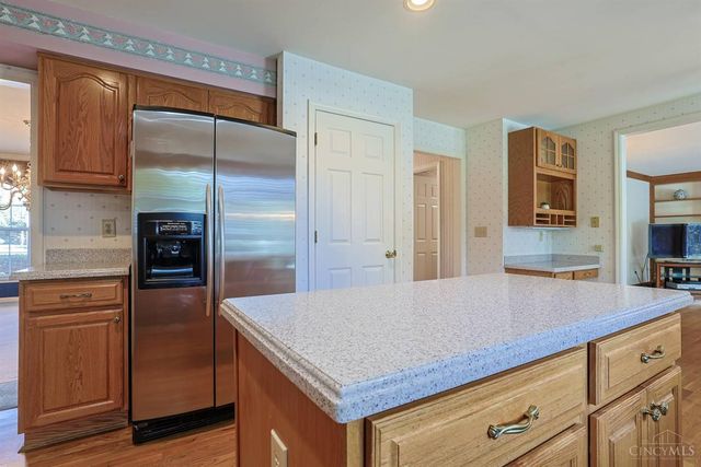 11715 Kemperwoods Drive, Symmes Twp, OH 45249