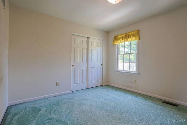 11715 Kemperwoods Drive, Symmes Twp, OH 45249