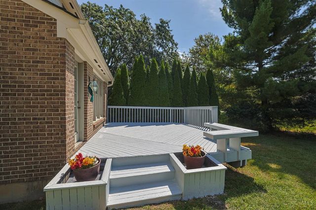 11715 Kemperwoods Drive, Symmes Twp, OH 45249