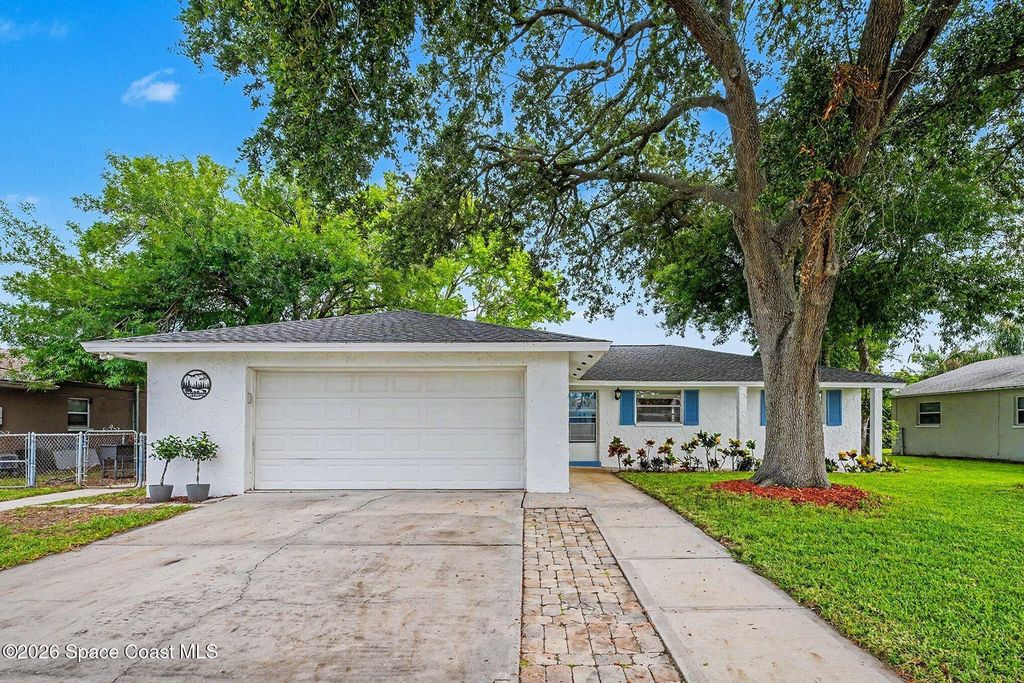 2432 Colony Drive, Melbourne, FL 32935