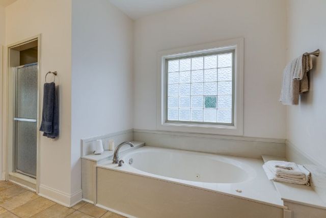 4664 New Cut Rd, Greenbrier, TN 37073