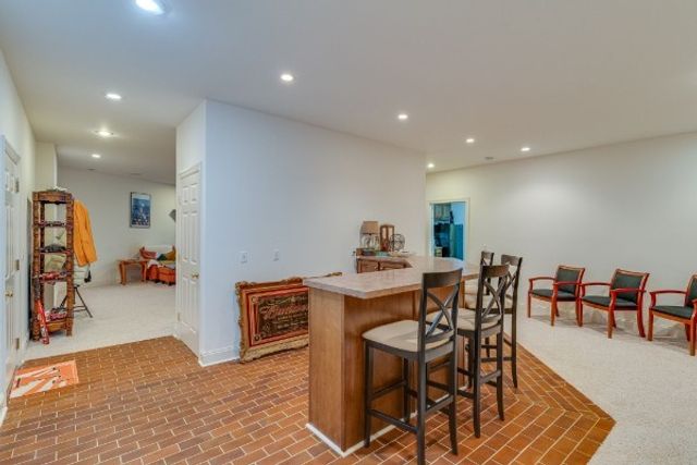 4664 New Cut Rd, Greenbrier, TN 37073