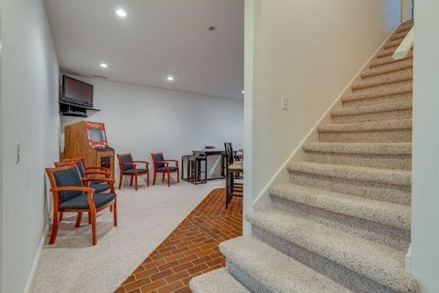 4664 New Cut Rd, Greenbrier, TN 37073