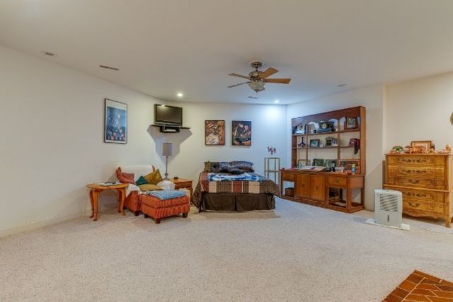 4664 New Cut Rd, Greenbrier, TN 37073