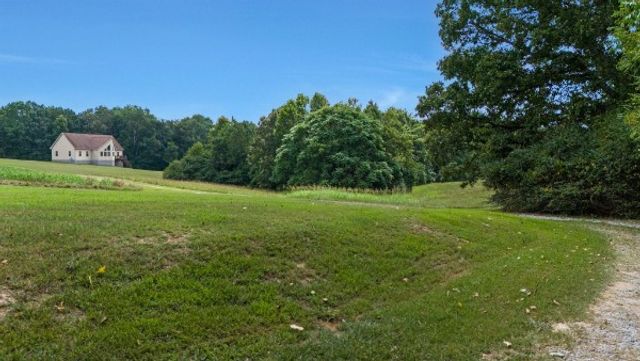 4664 New Cut Rd, Greenbrier, TN 37073