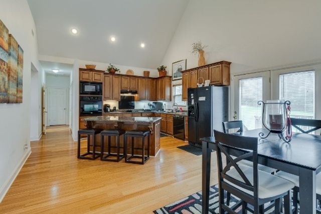 4664 New Cut Rd, Greenbrier, TN 37073