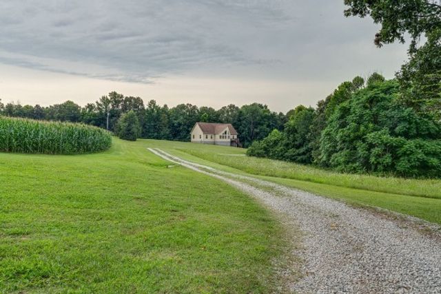 4664 New Cut Rd, Greenbrier, TN 37073