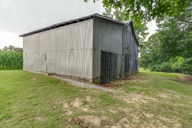 4664 New Cut Rd, Greenbrier, TN 37073