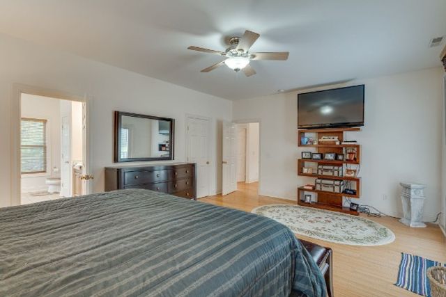 4664 New Cut Rd, Greenbrier, TN 37073