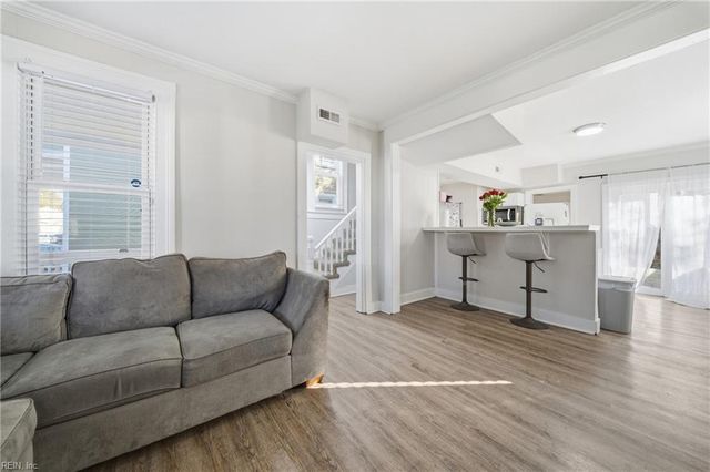 2025 Holladay ST, Portsmouth, VA 23704