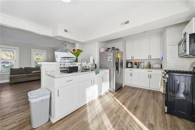 2025 Holladay ST, Portsmouth, VA 23704