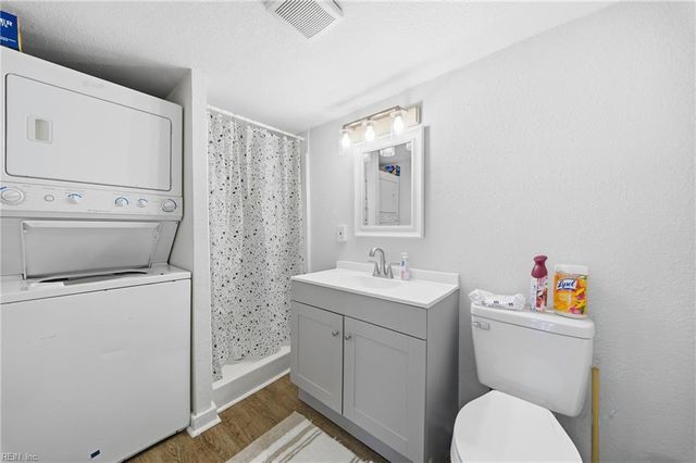 2025 Holladay ST, Portsmouth, VA 23704