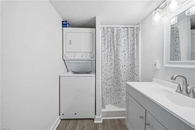 2025 Holladay ST, Portsmouth, VA 23704