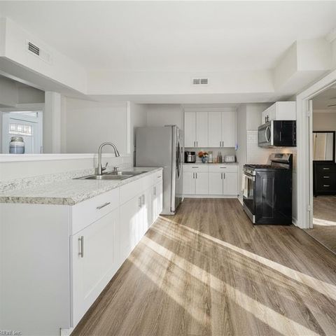 2025 Holladay ST, Portsmouth, VA 23704