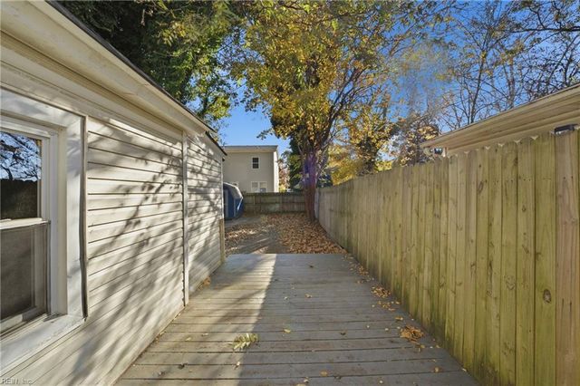 2025 Holladay ST, Portsmouth, VA 23704