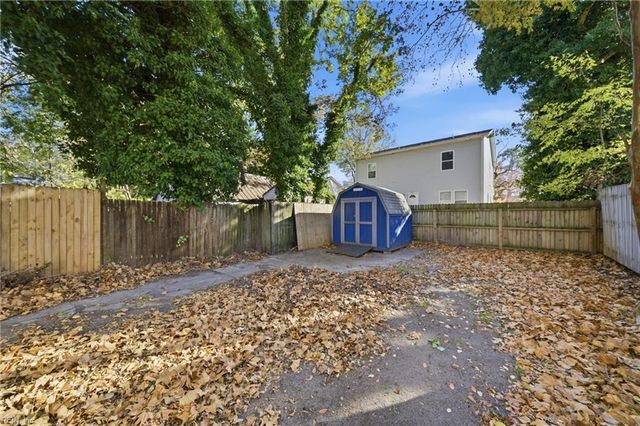 2025 Holladay ST, Portsmouth, VA 23704