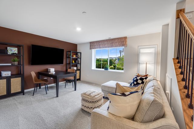 1240 Glenmont Street, Algonquin, IL 60102