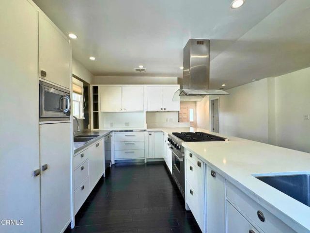 869 S Euclid Avenue, Pasadena, CA 91106