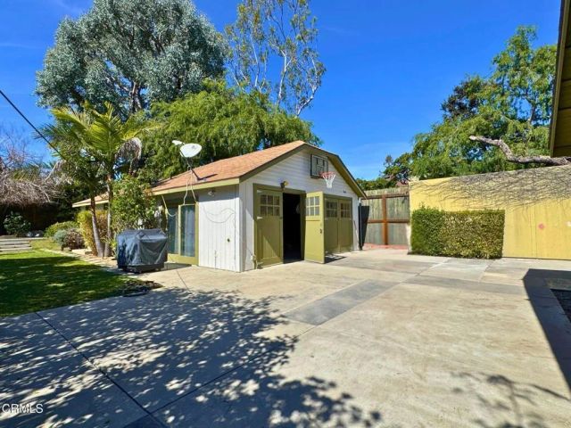 869 S Euclid Avenue, Pasadena, CA 91106