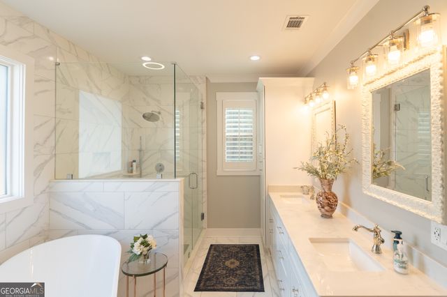 404 Fox Valley Drive, Monroe, GA 30656