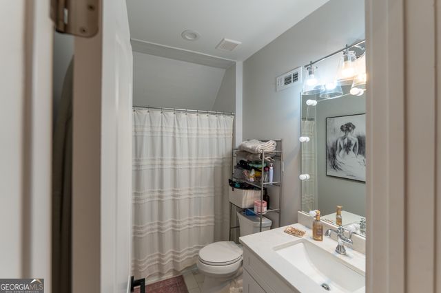 404 Fox Valley Drive, Monroe, GA 30656