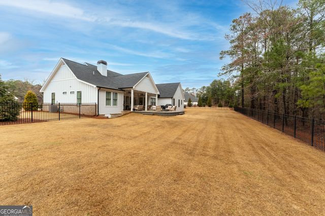 404 Fox Valley Drive, Monroe, GA 30656