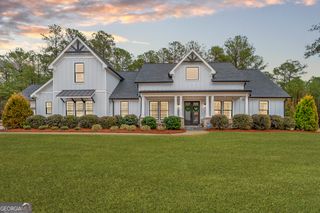 404 Fox Valley Drive, Monroe, GA 30656