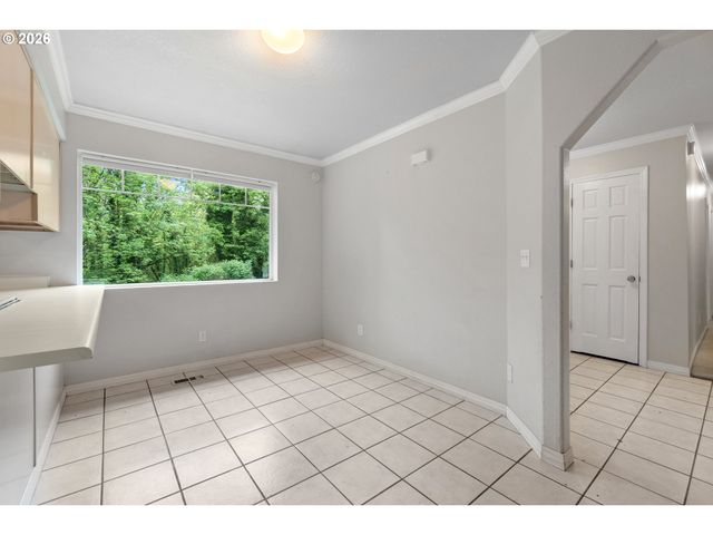 1660 Sw ROYAL Dr, West Linn, OR 97068