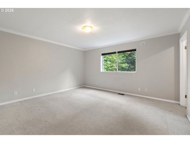 1660 Sw ROYAL Dr, West Linn, OR 97068