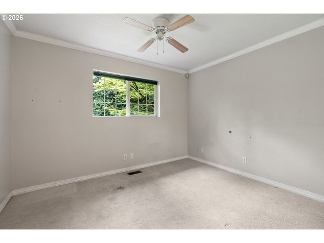 1660 Sw ROYAL Dr, West Linn, OR 97068