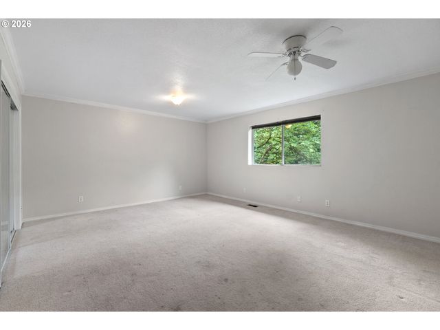 1660 Sw ROYAL Dr, West Linn, OR 97068