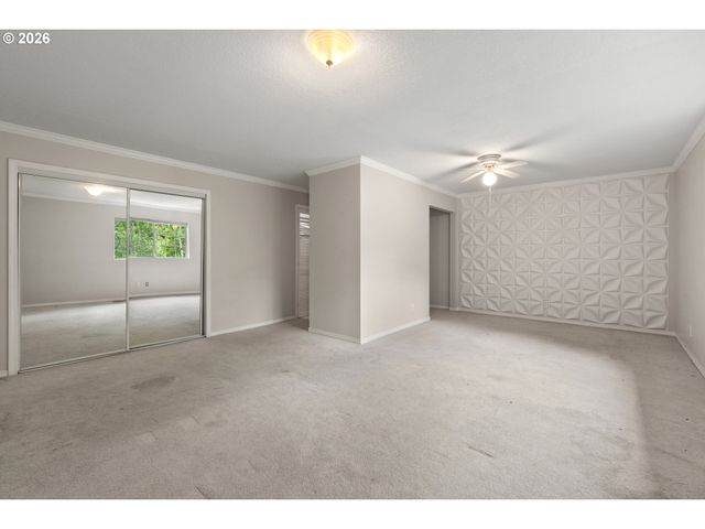 1660 Sw ROYAL Dr, West Linn, OR 97068