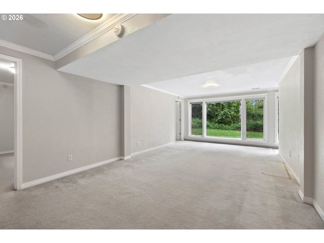 1660 Sw ROYAL Dr, West Linn, OR 97068