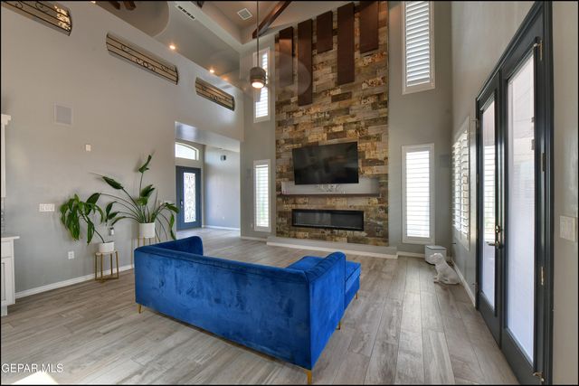 864 LEMINGTON Street, El Paso, TX 79928