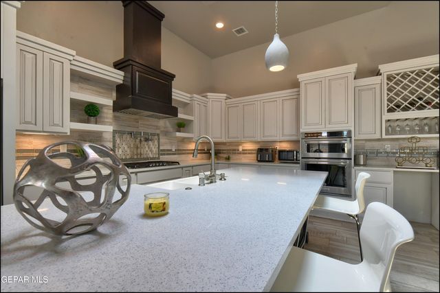 864 LEMINGTON Street, El Paso, TX 79928