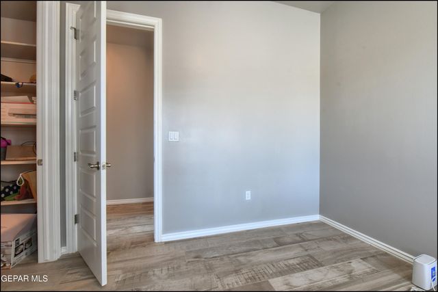 864 LEMINGTON Street, El Paso, TX 79928