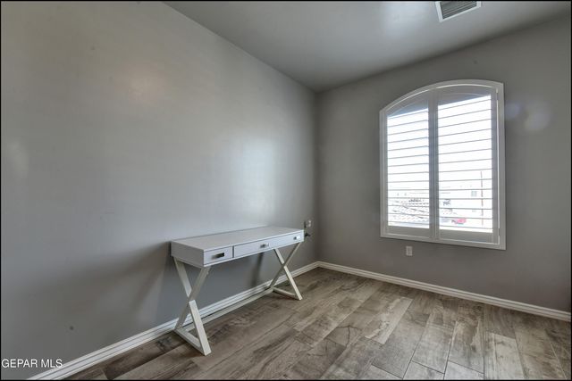 864 LEMINGTON Street, El Paso, TX 79928