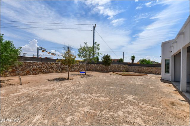 864 LEMINGTON Street, El Paso, TX 79928